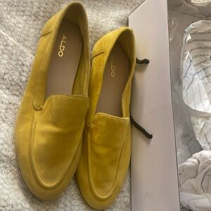 Aldo flat loafers worn once